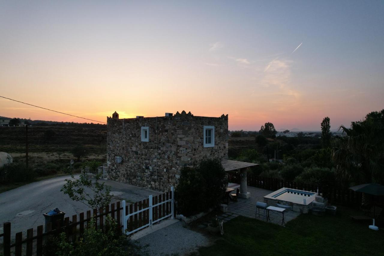 Traditional Kos Villa With Swimming Pool, Lawn Yard And Bbq 外观 照片