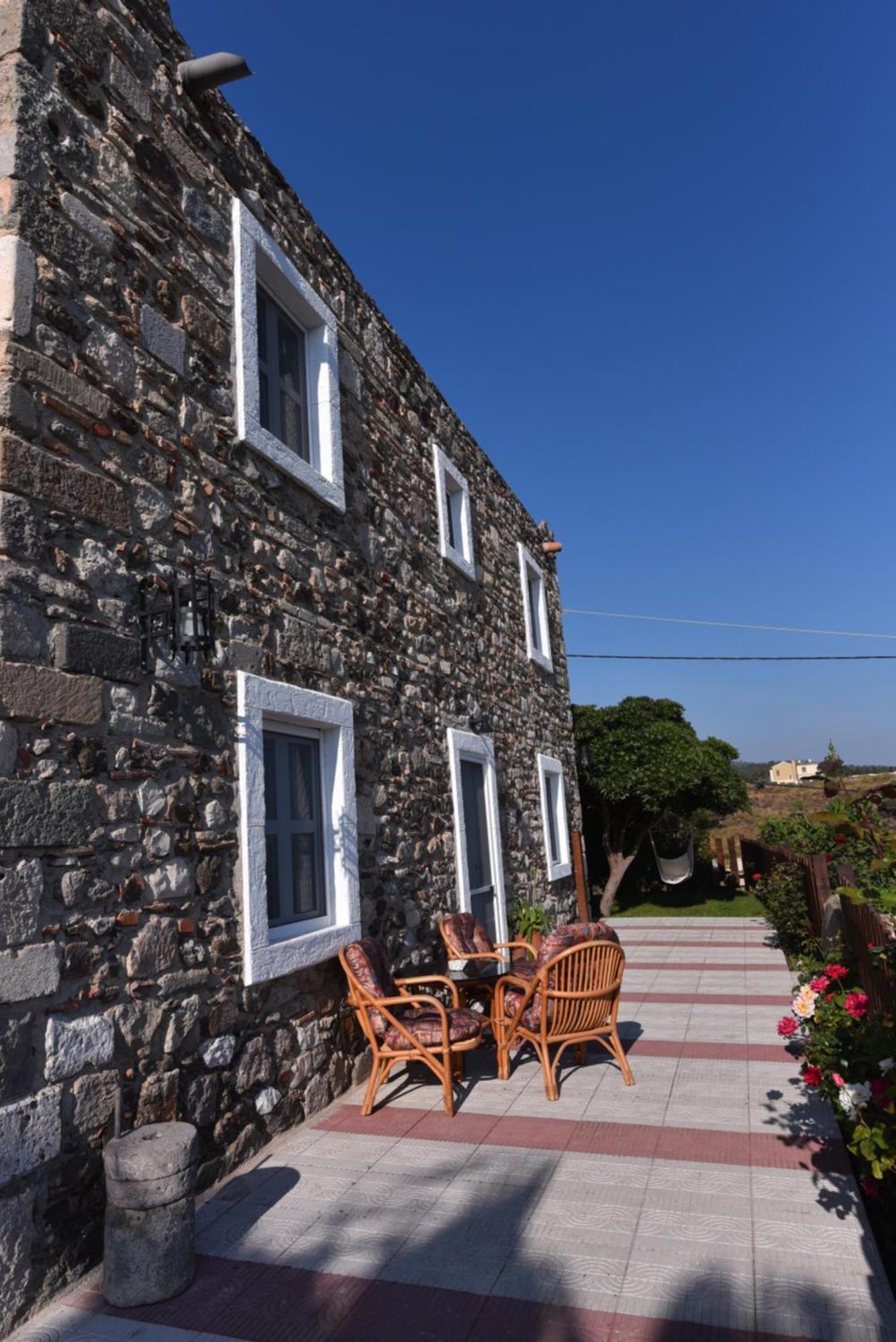 Traditional Kos Villa With Swimming Pool, Lawn Yard And Bbq 外观 照片