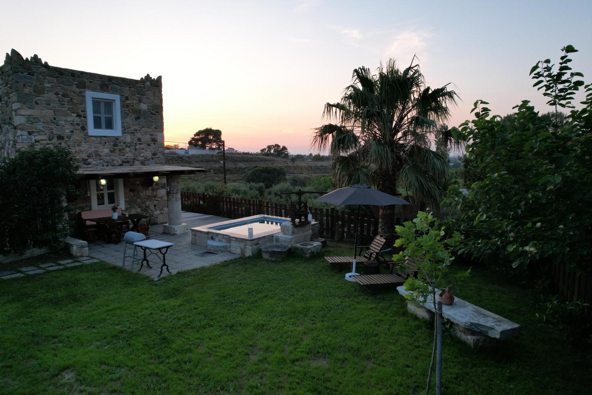 Traditional Kos Villa With Swimming Pool, Lawn Yard And Bbq 外观 照片